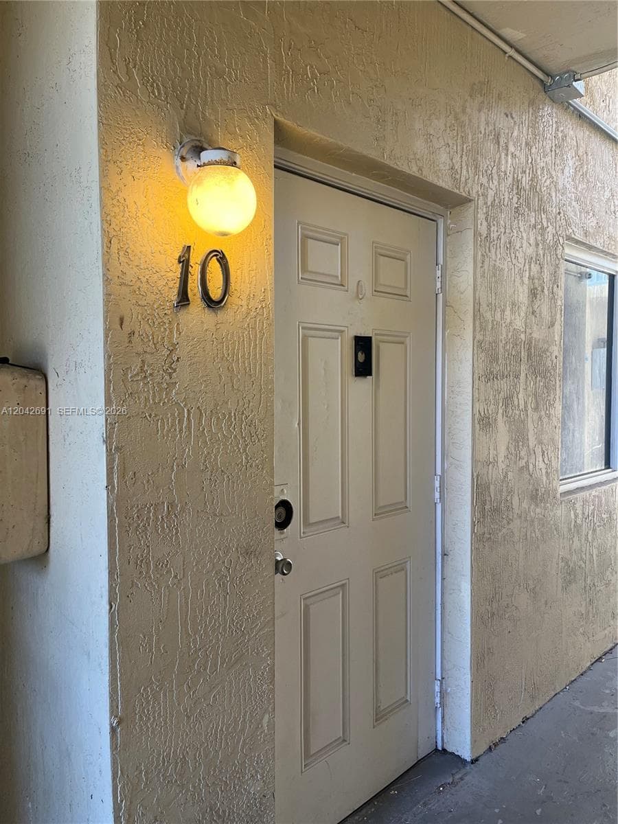 2185 NW 16th Ter # 10, Miami, FL 33125 photo 3