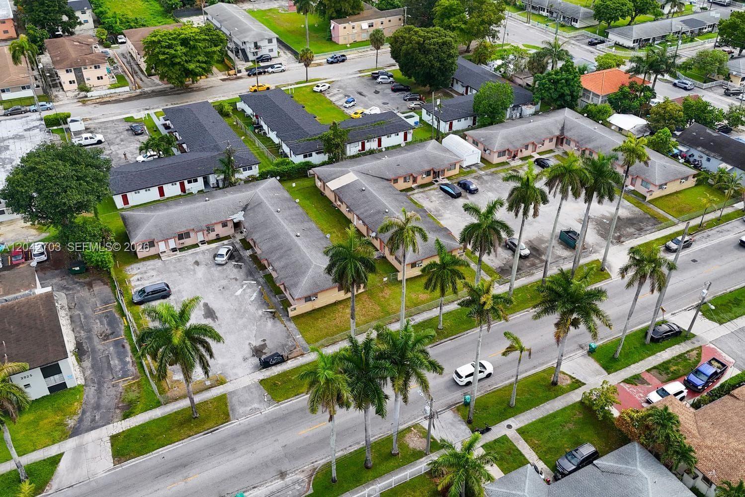 1915 NW 28th St, Miami FL 33142 photo 3