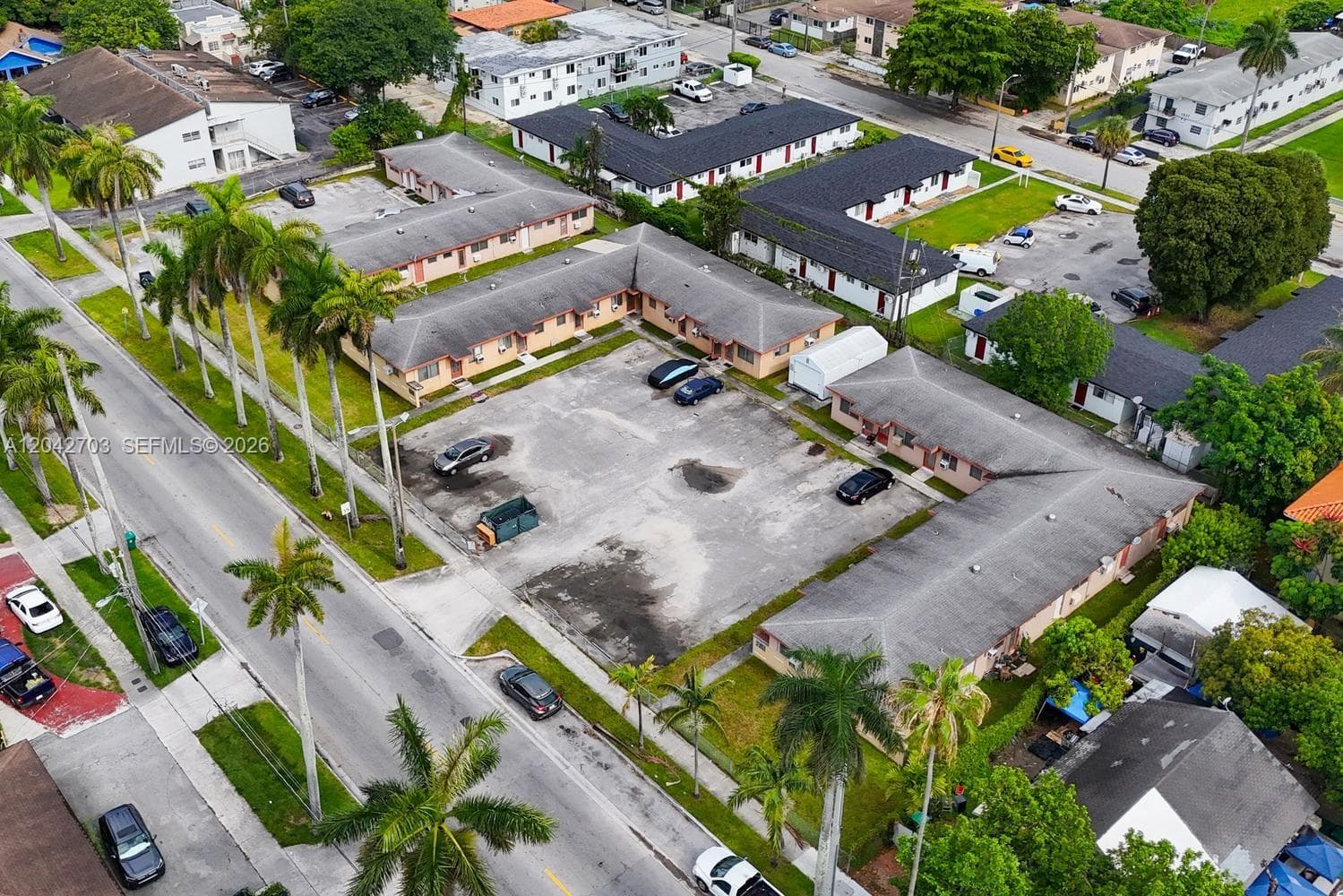 1915 NW 28th St, Miami FL 33142 photo 4