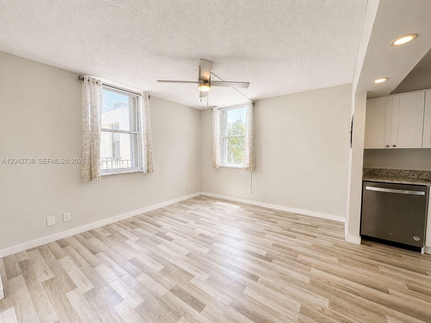 20200 W Country Club Dr # PH16, Aventura FL 33180 photo 5