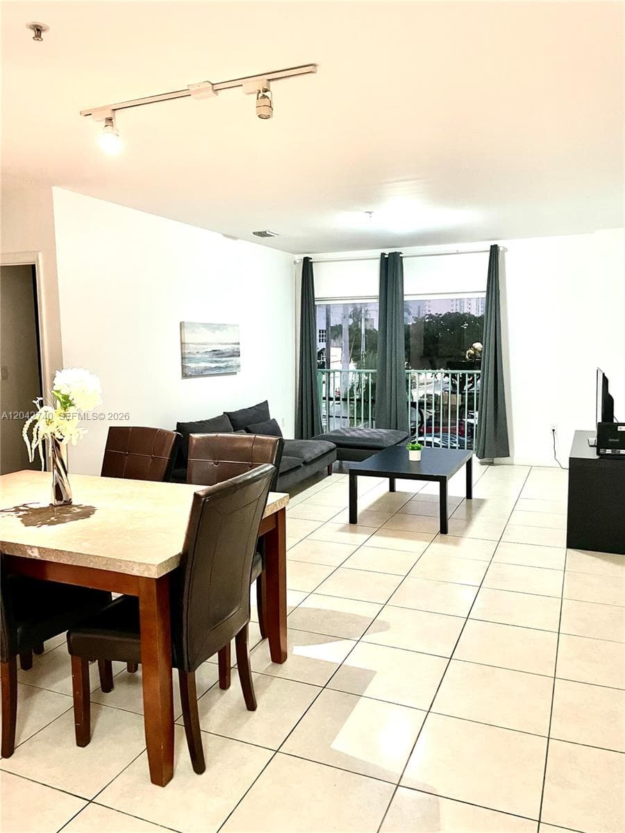 2280 SW 32nd Ave # 202, Miami, FL 33145 photo 2