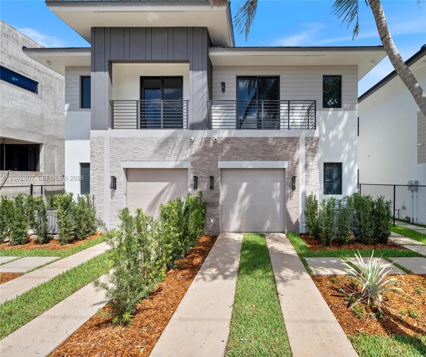 2747 SW 23rd Ter, Miami FL 33145 photo 2