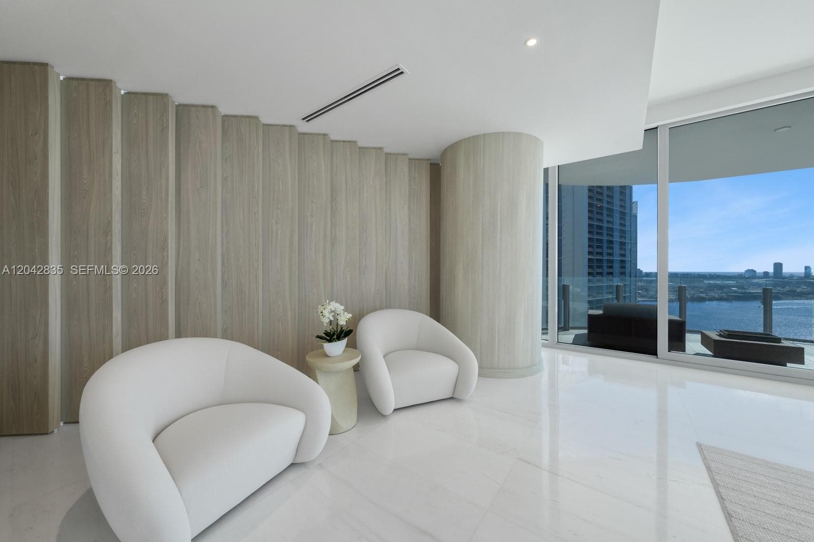 300 Biscayne Boulevard Way # 2701, Miami FL 33131 photo 4