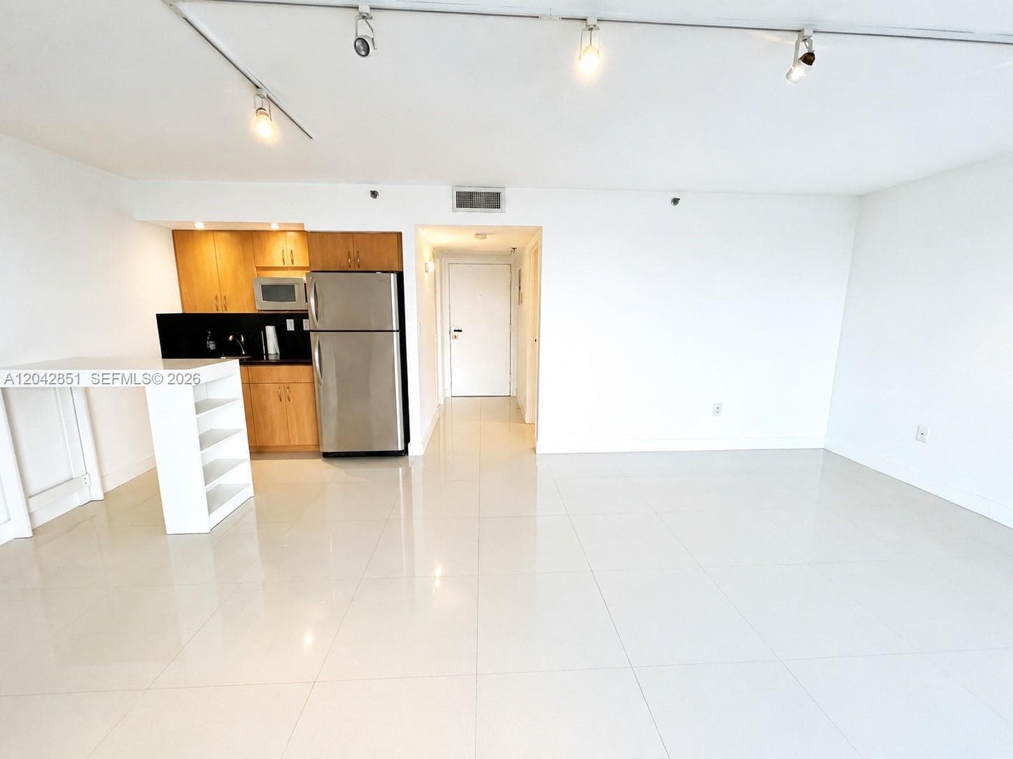 555 NE 15th St # 403, Miami, FL 33132 photo 3