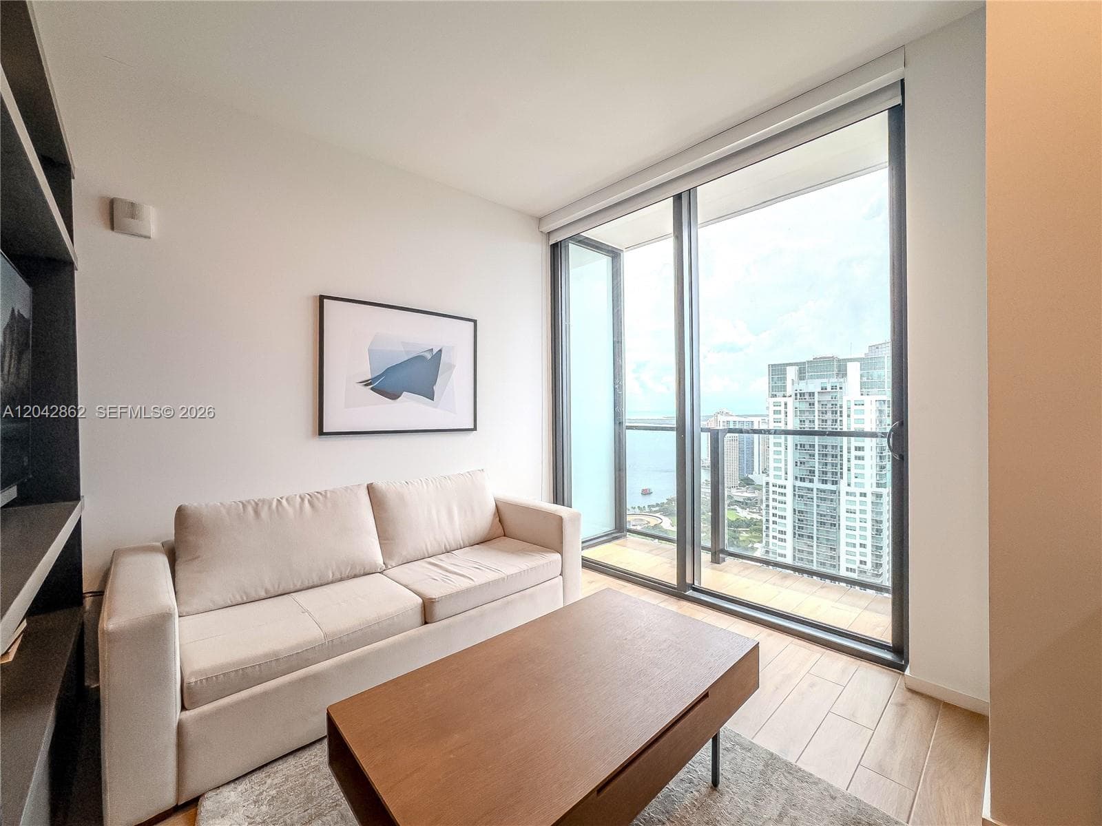 398 NE 5th St # 4316, Miami FL 33132 photo 4