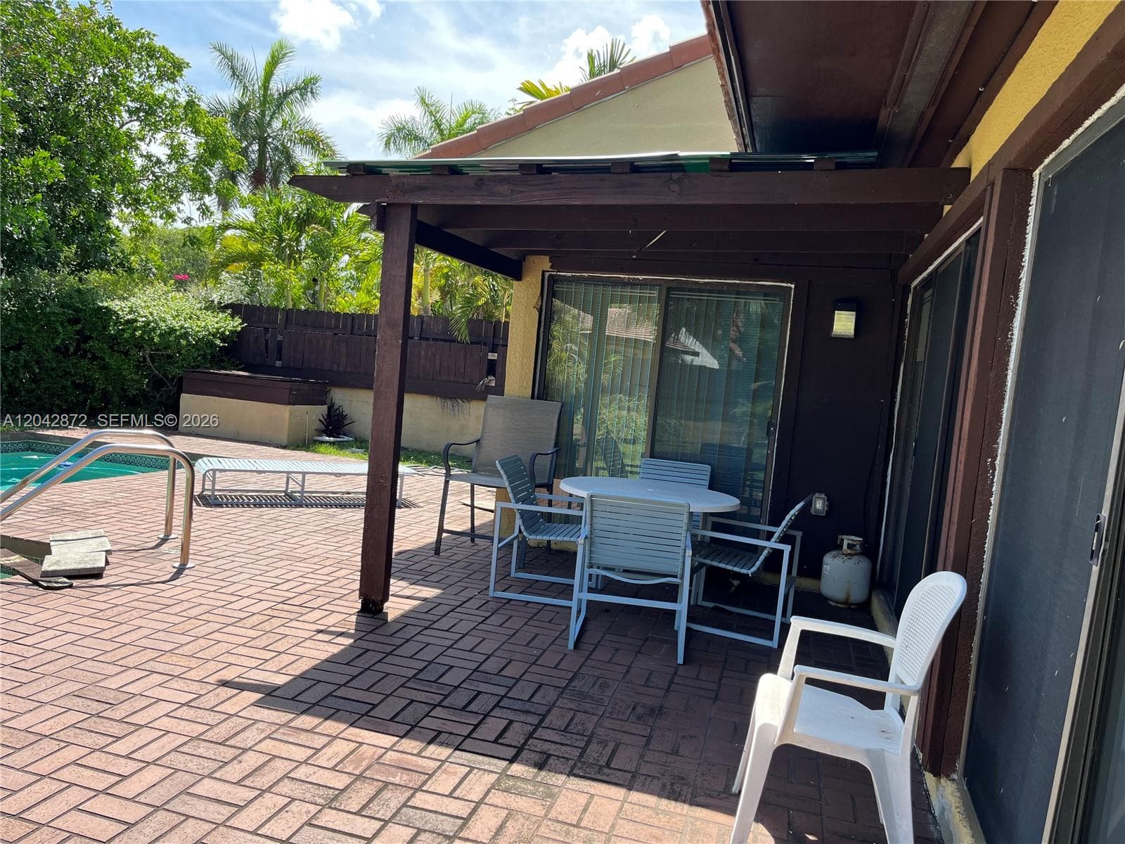 1020 NE 202nd Ter, Miami FL 33179 photo 4