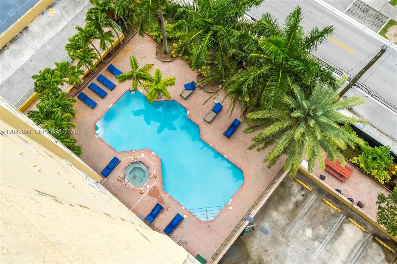 3500 Coral Way # 707, Miami, FL 33145 photo 4