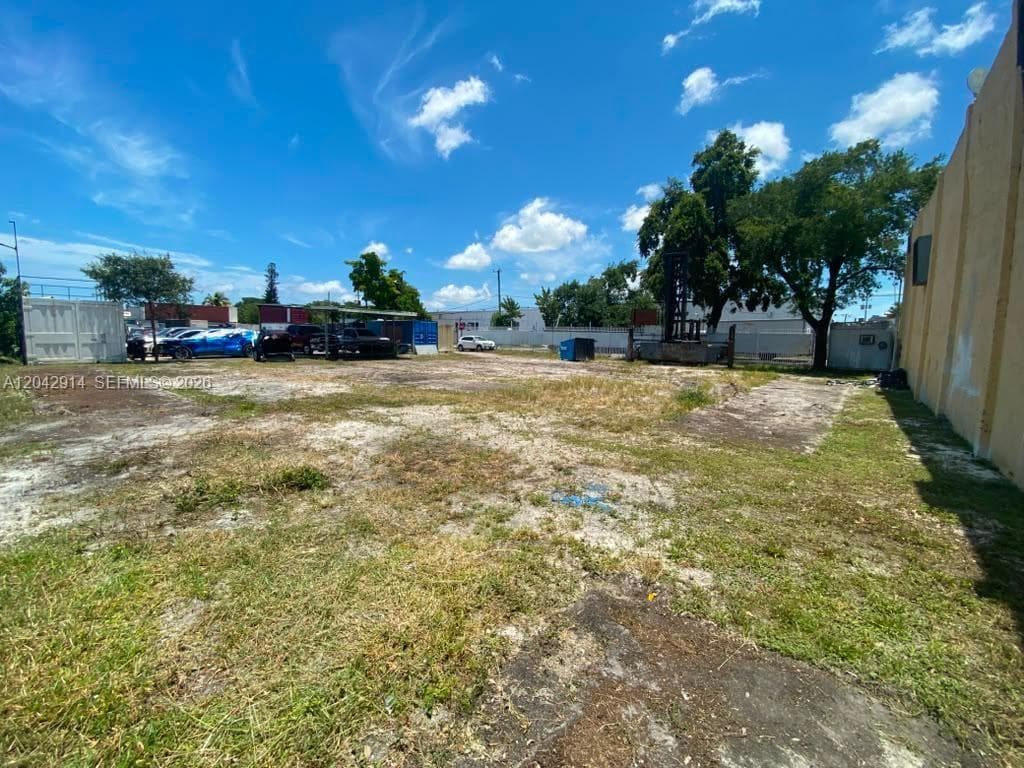 3367 NW 68th St, Miami FL 33147 photo 5