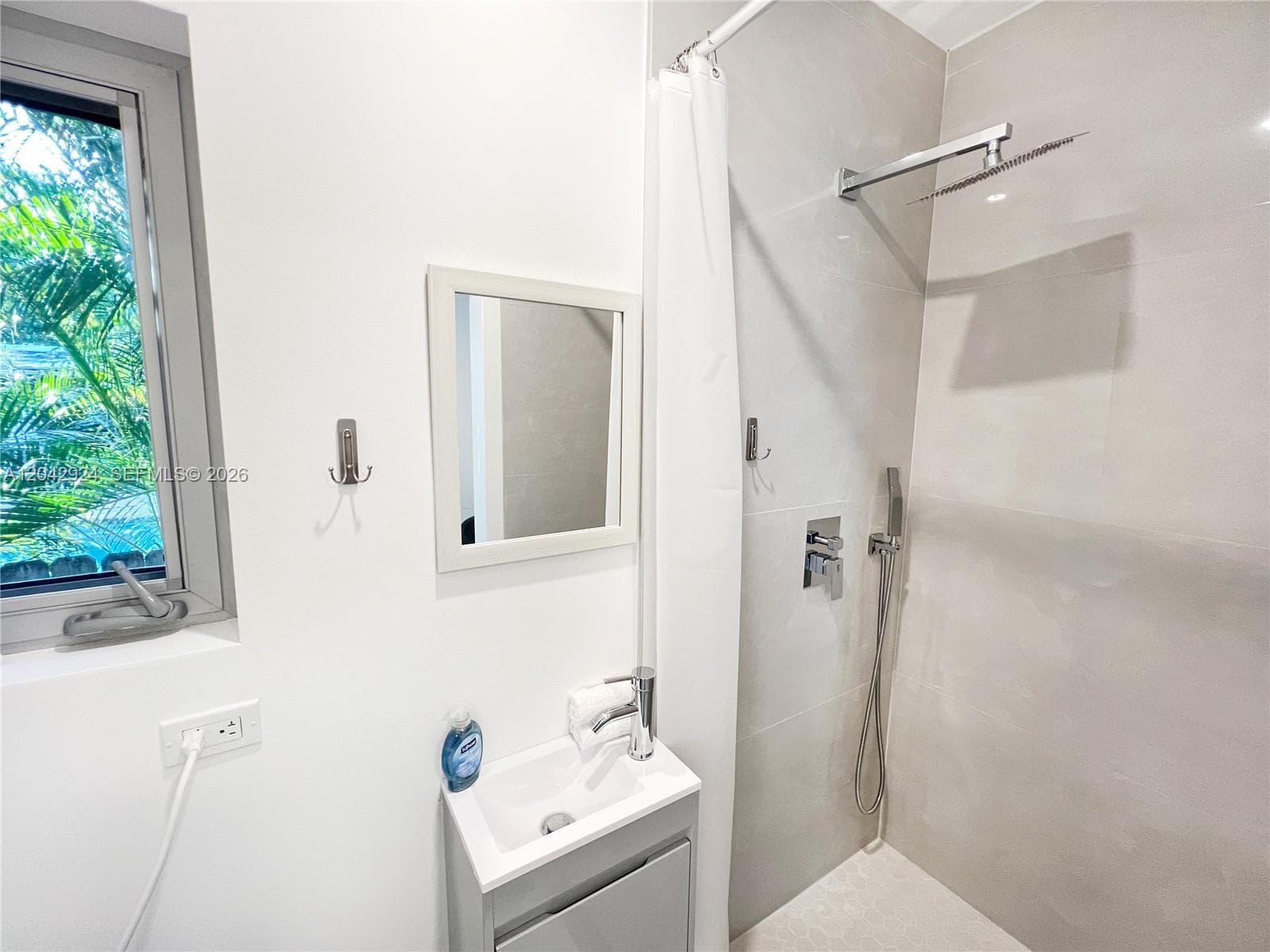 513 SW 18th Ct # 3, Fort Lauderdale FL 33315 photo 3