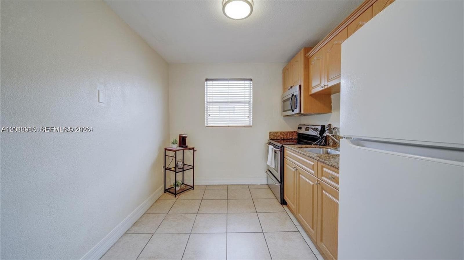 427 SW 6th St # 4, Miami FL 33130 photo 5