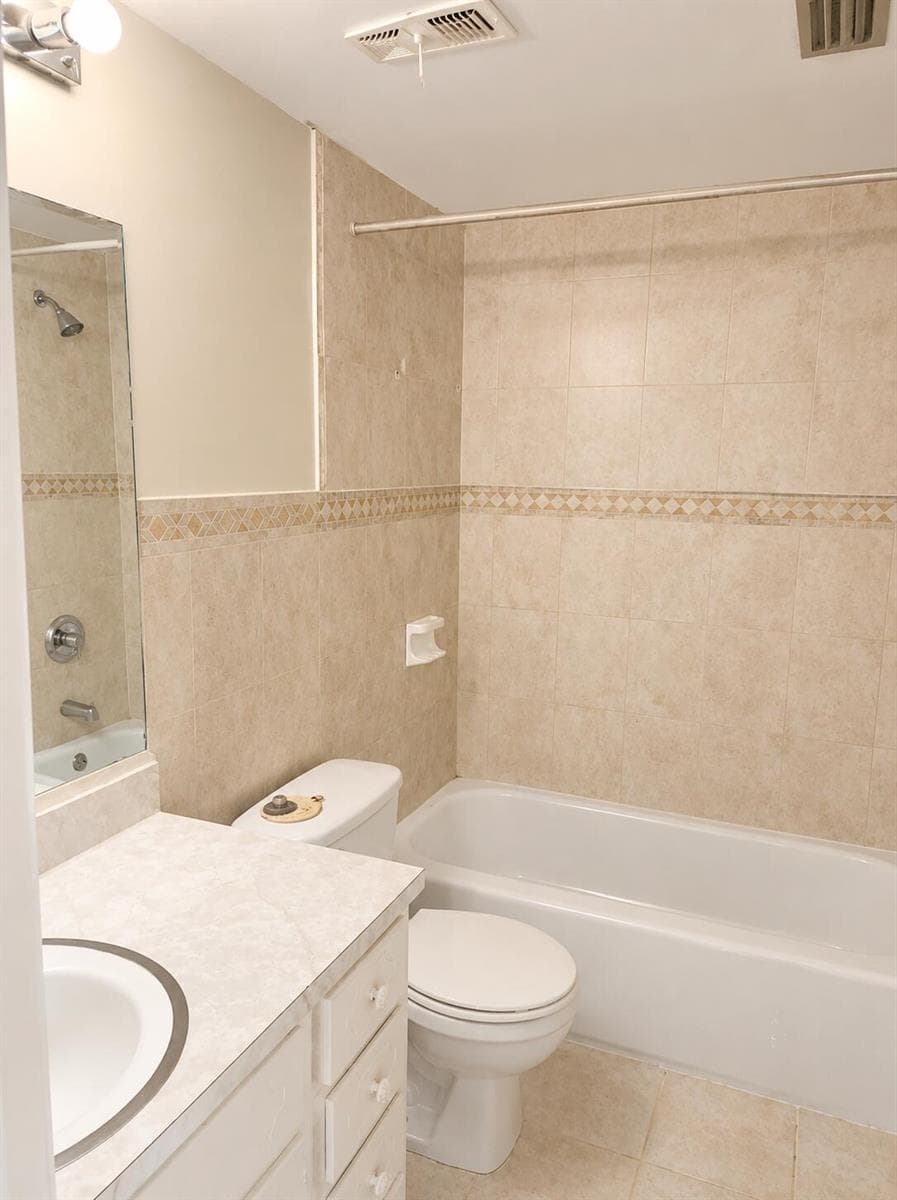 2050 Oleander Boulevard # 105, Fort Pierce FL 34950 photo 3