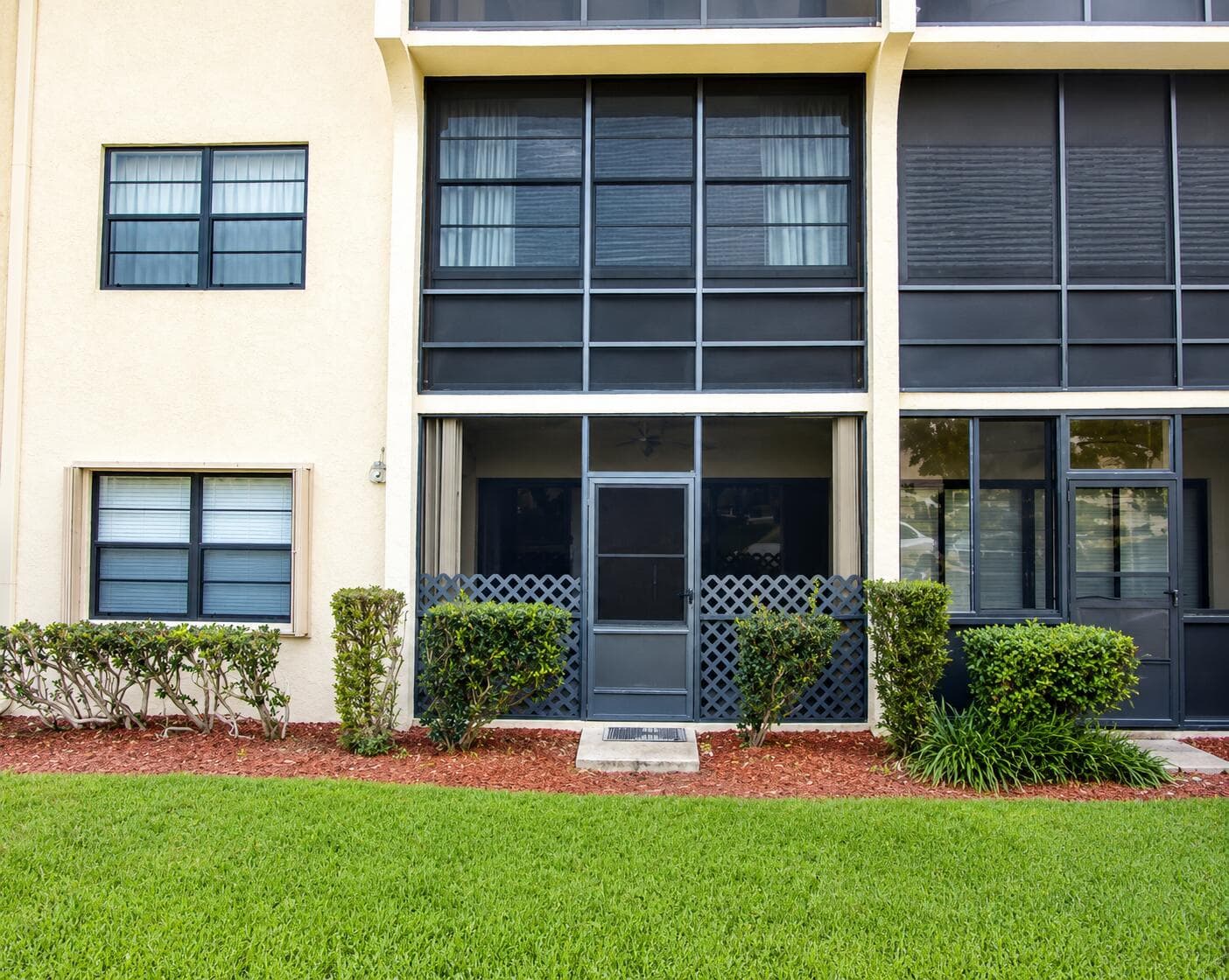 2050 Oleander Boulevard # 105, Fort Pierce FL 34950 photo 4