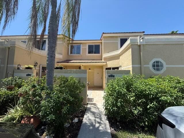 3537 Deer Creek Palladian Circle, Deerfield Beach FL 33442