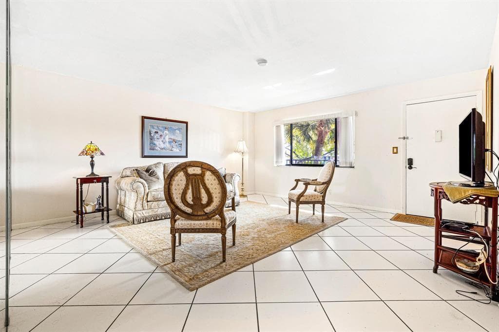 7442 Ashmont Circle # 203, Tamarac FL 33321 photo 2