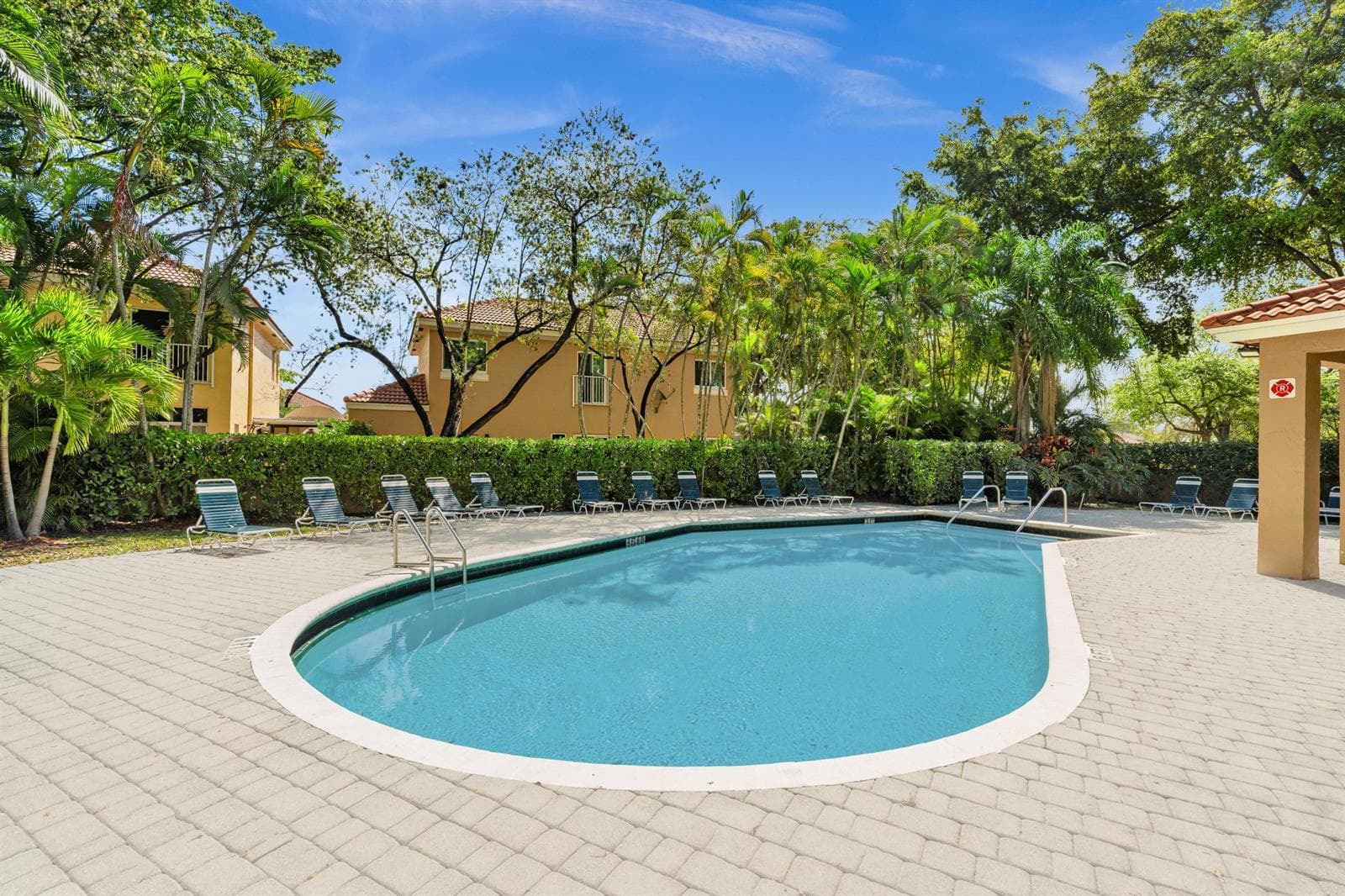 11251 Lakeview Drive # f, Coral Springs FL 33071 photo 4