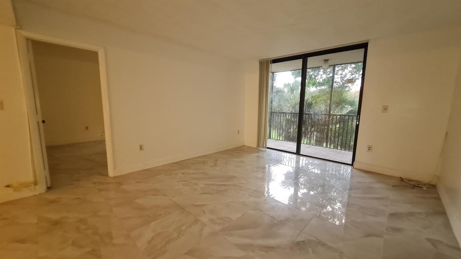 5570 NW 44th Street # 210, Lauderhill FL 33319 photo 2
