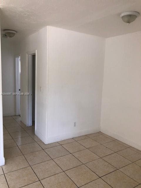 1895 Venice Park Dr # B20, Miami, FL 33181 photo 3