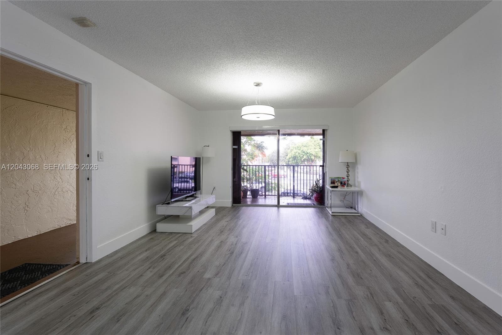 10501 SW 108th Ave # 209, Miami FL 33176 photo 2