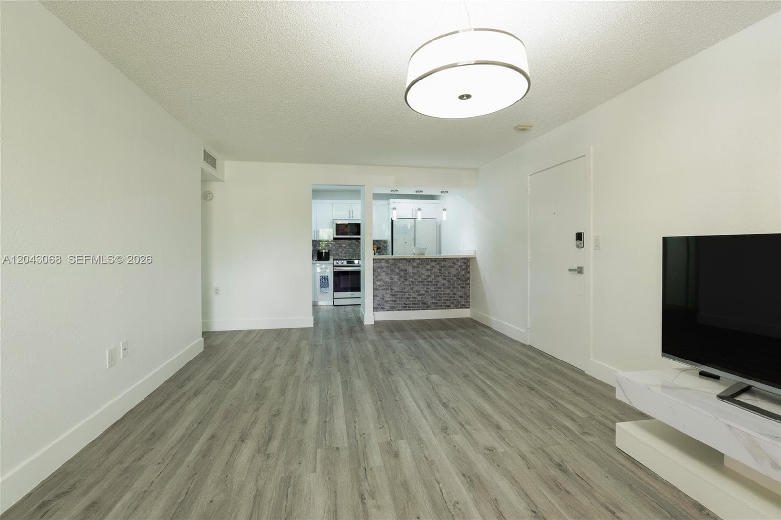 10501 SW 108th Ave # 209, Miami FL 33176 photo 3