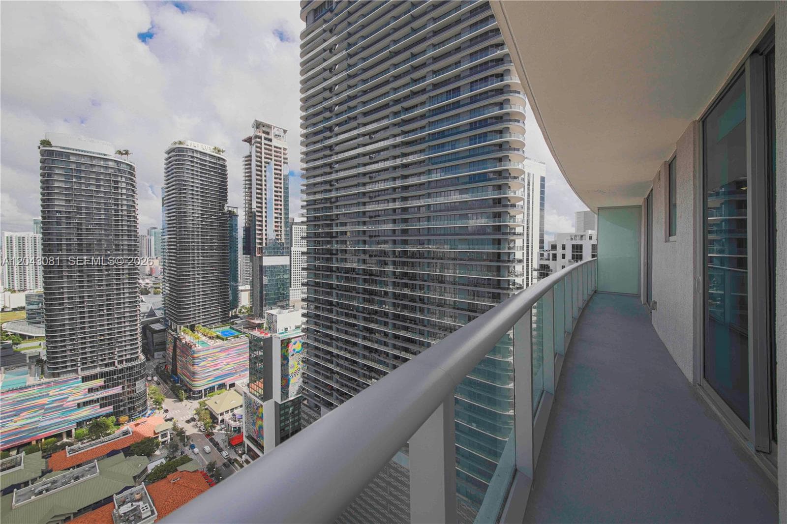 1100 S Miami Ave # 3607, Miami FL 33130 photo 5