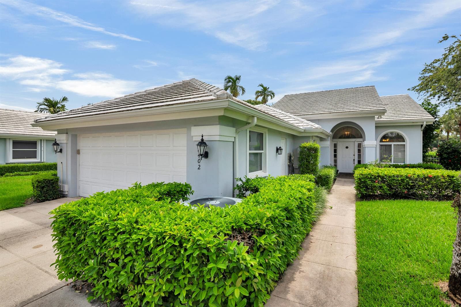2402 Saratoga Bay Drive, West Palm Beach FL 33409 photo 5