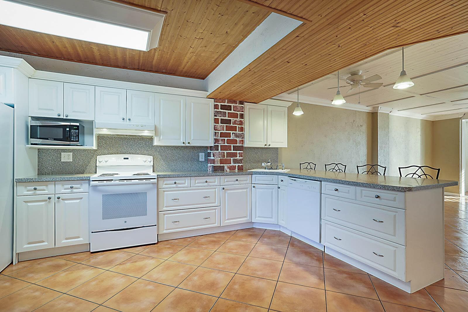 896 N Federal Highway # 325, Lantana FL 33462 photo 3