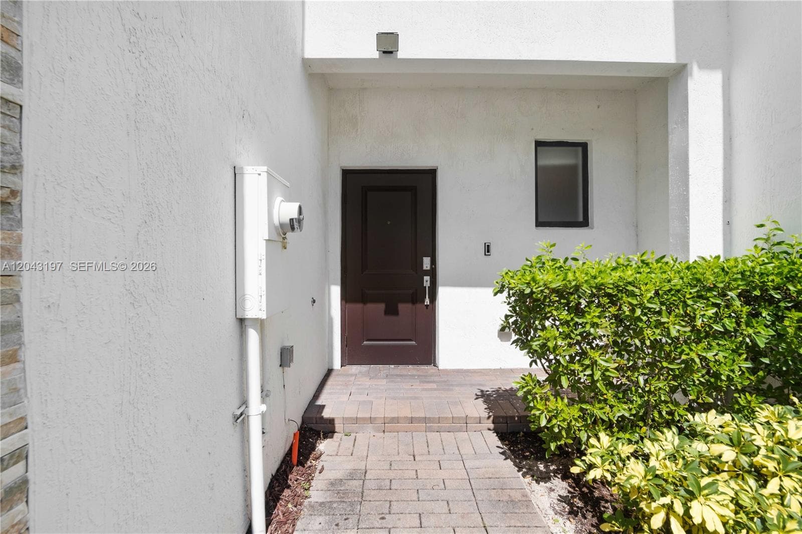 20610 NE 5th Pl, Miami FL 33179 photo 2