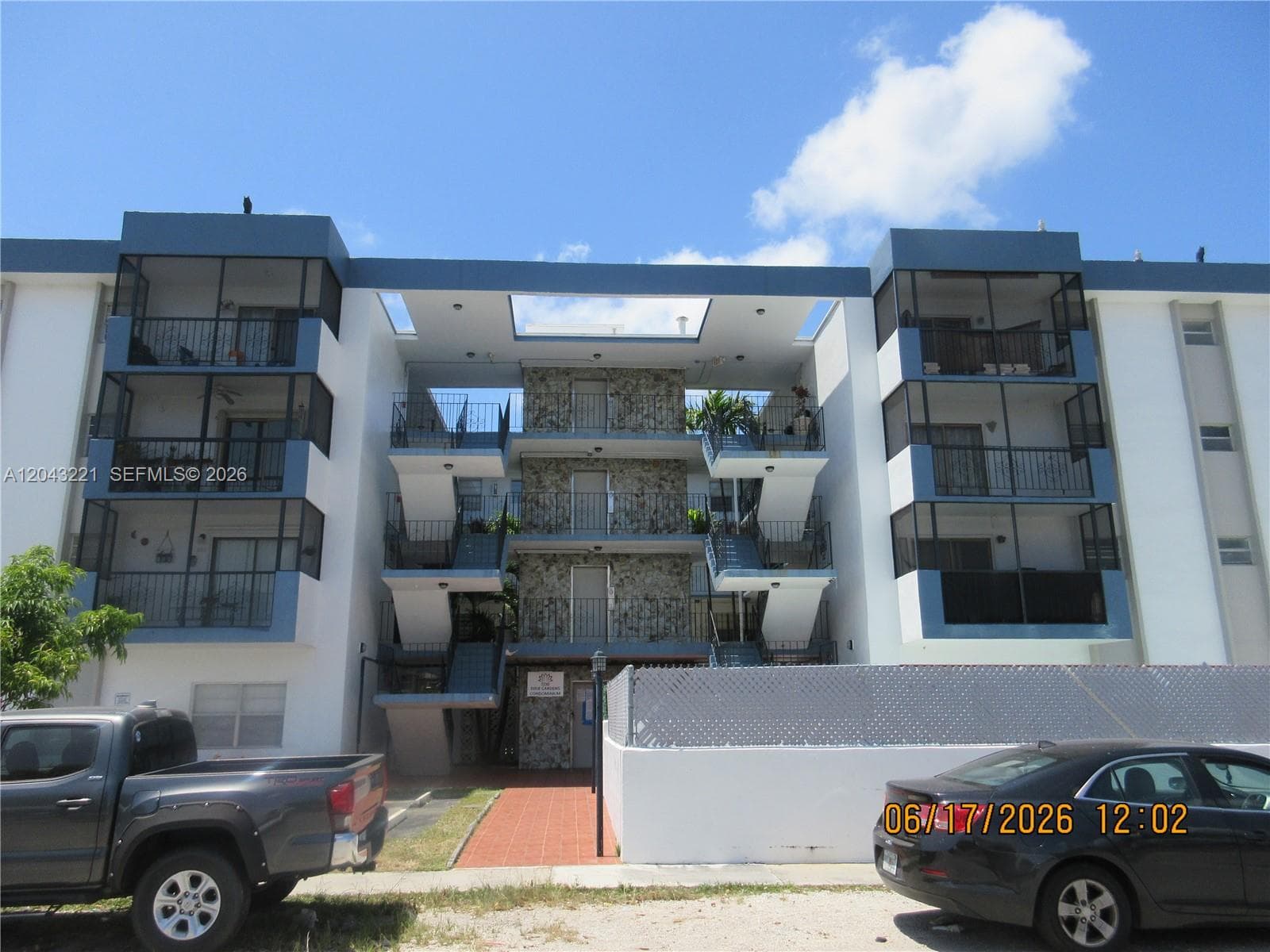 1230 NE 139th St # 309, North Miami FL 33161