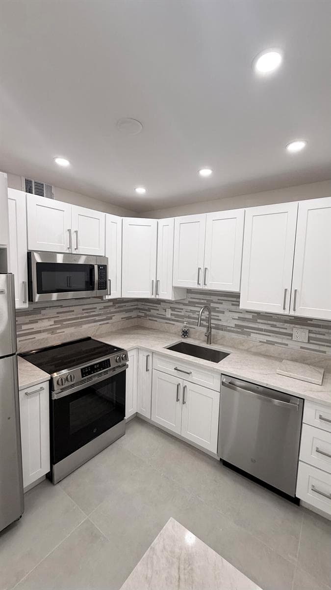 6505 Winfield Boulevard, Margate FL 33063 photo 3