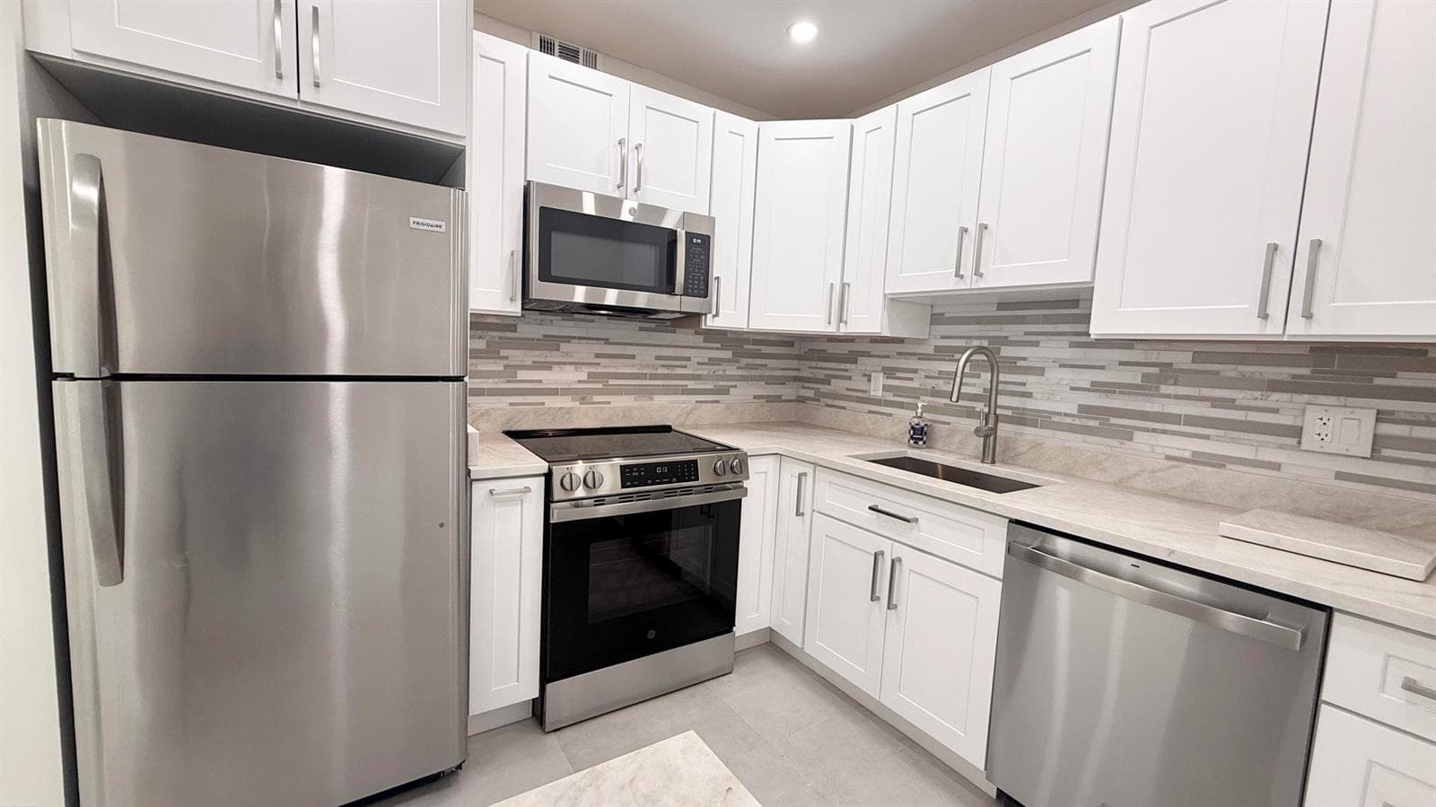 6505 Winfield Boulevard, Margate FL 33063