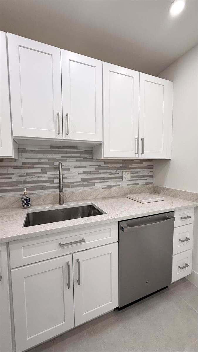 6505 Winfield Boulevard, Margate FL 33063 photo 4