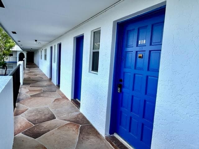 6061 N Falls Cir Drive # 402, Lauderhill FL 33319 photo 2