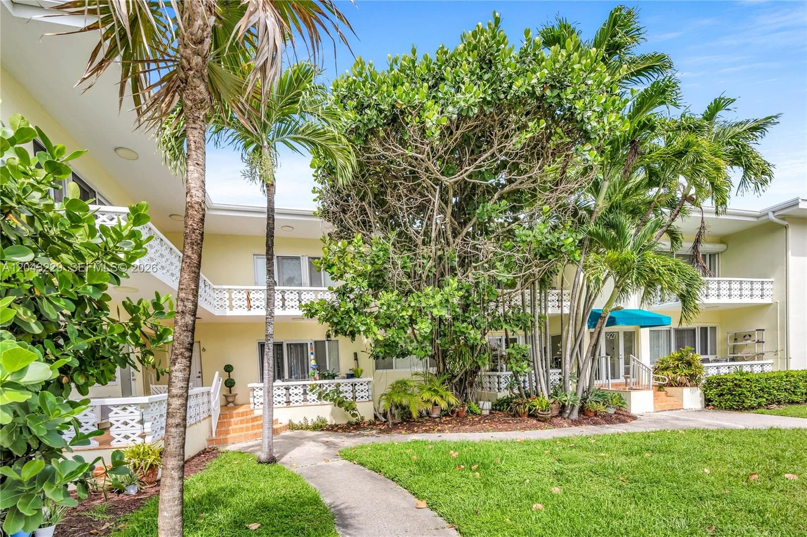 9281 W Bay Harbor Dr # 15, Bay Harbor Islands FL 33154 photo 4