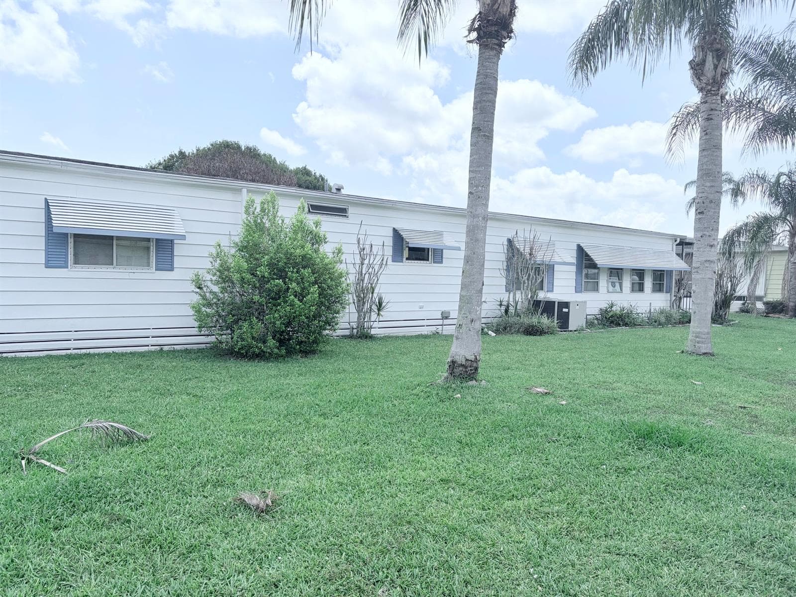 52 Camino Del Rio, Port St. Lucie FL 34952 photo 2