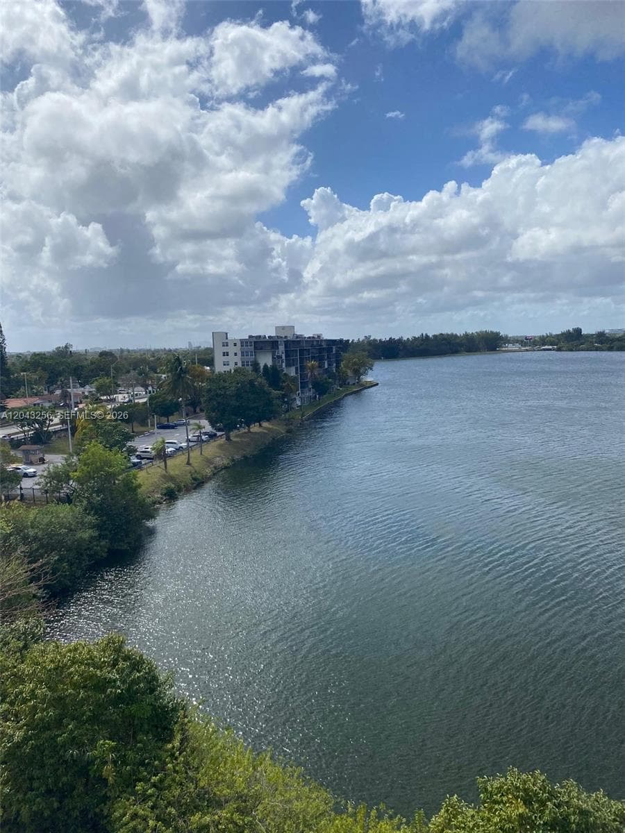 1301 NE Miami Gardens Dr # 701W, Miami FL 33179 photo 4