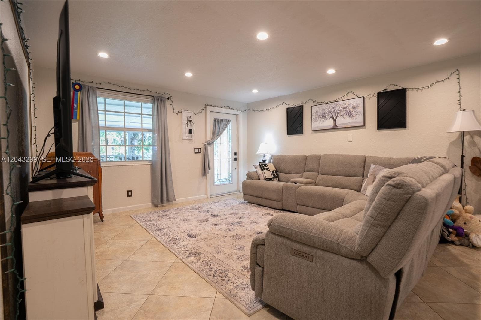 15160 Scotts Pl, Loxahatchee FL 33470 photo 3