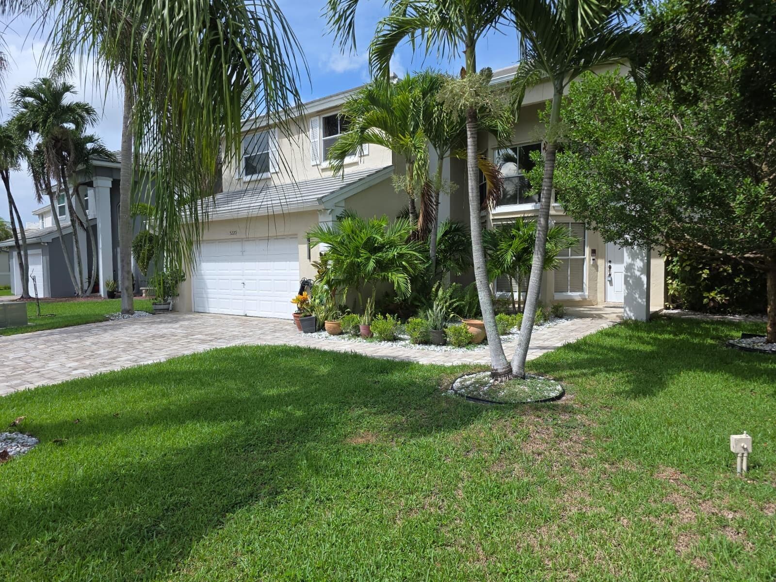 5220 NW 53rd Avenue, Coconut Creek FL 33073 photo 4