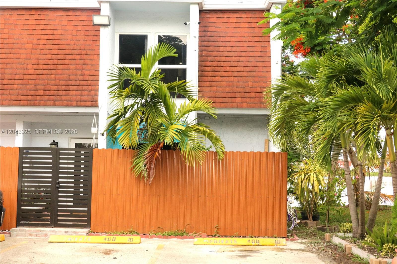 400 NW 107th Ave # 10C, Miami FL 33172