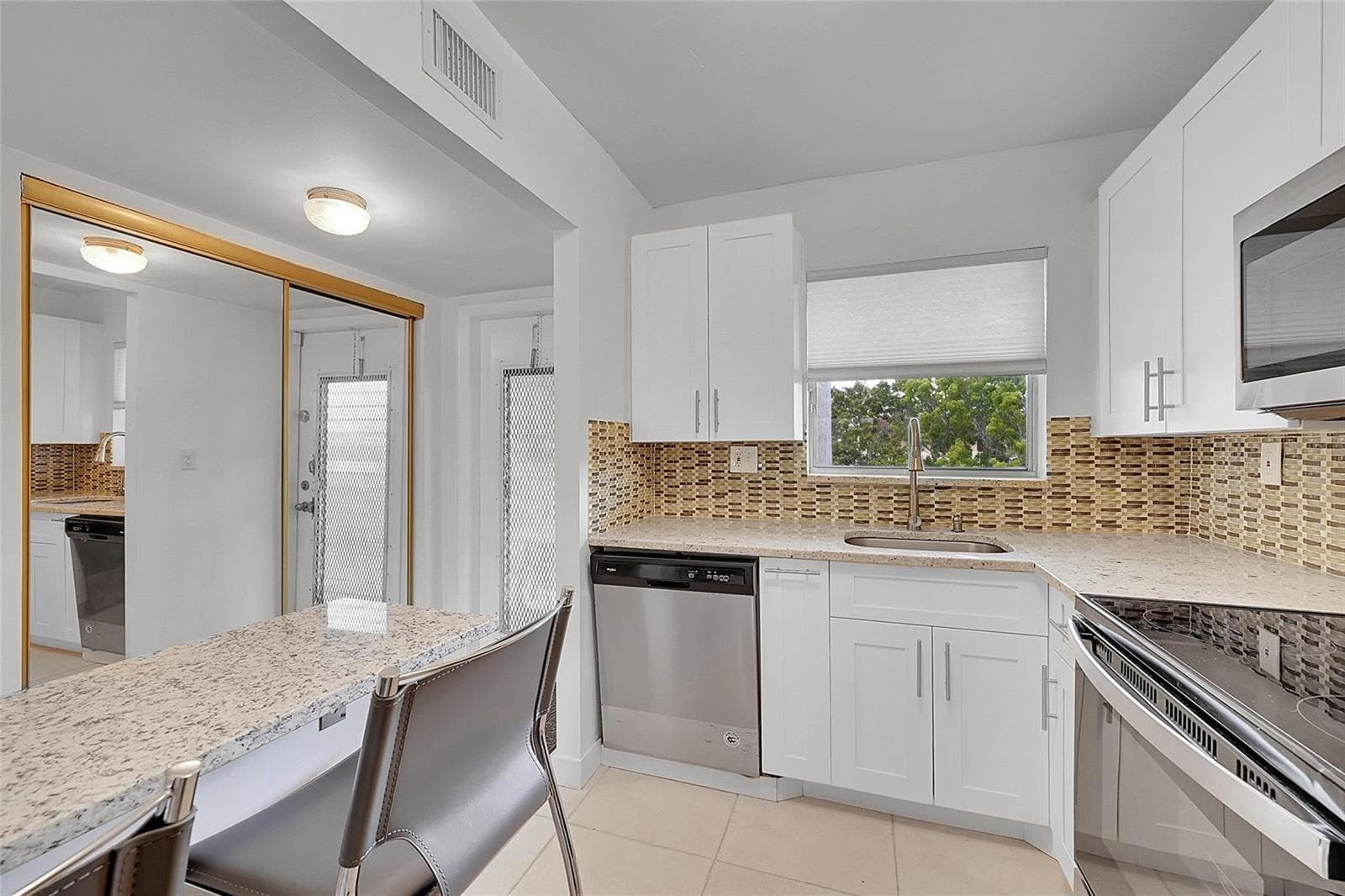 2780 N Pine Island Road # 312, Sunrise FL 33322 photo 2