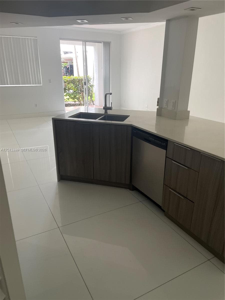 3155 NE 184th St # 8105, Aventura FL 33160 photo 3