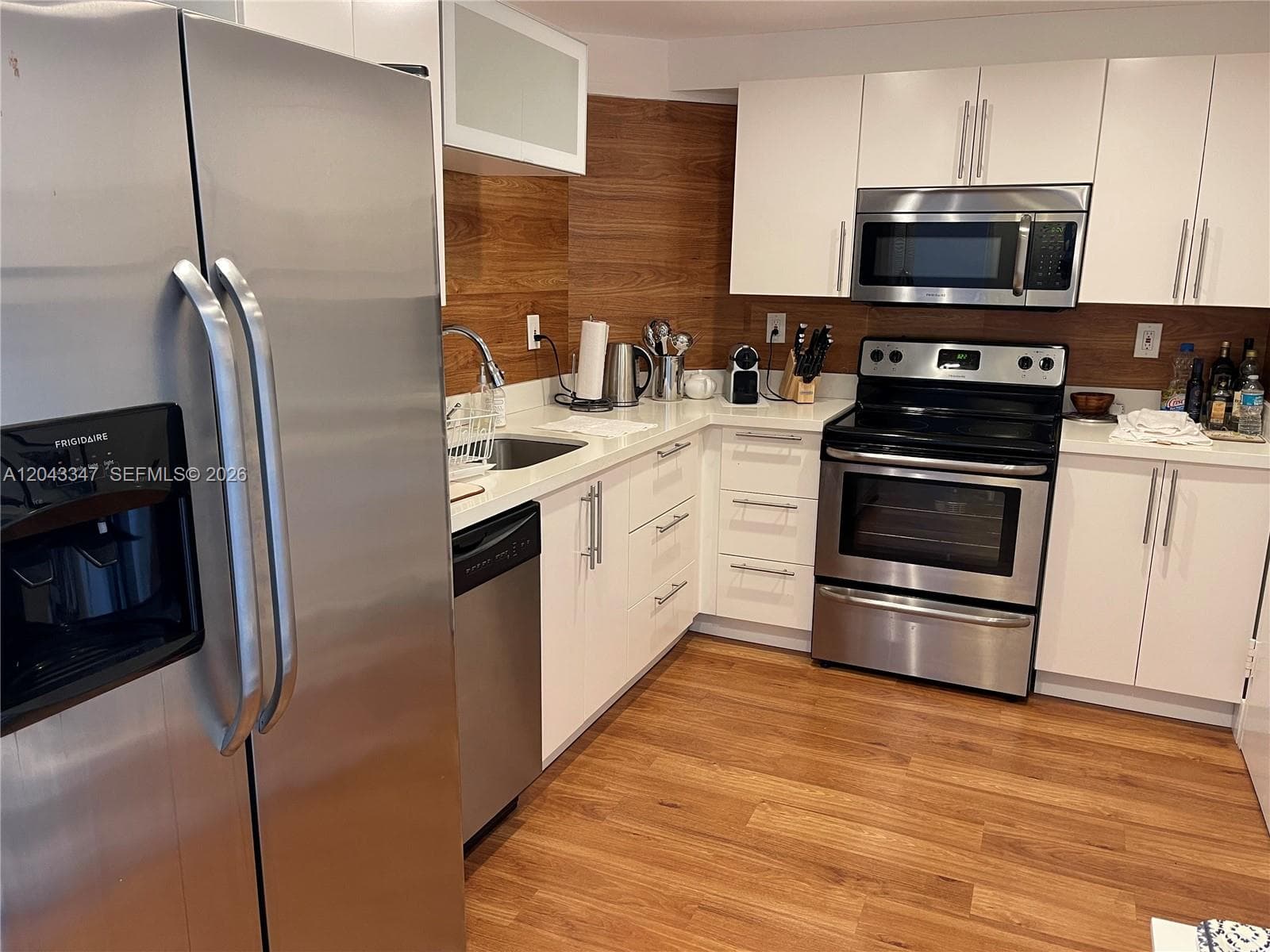 500 Bayview Dr # 1719, Sunny Isles Beach FL 33160 photo 2