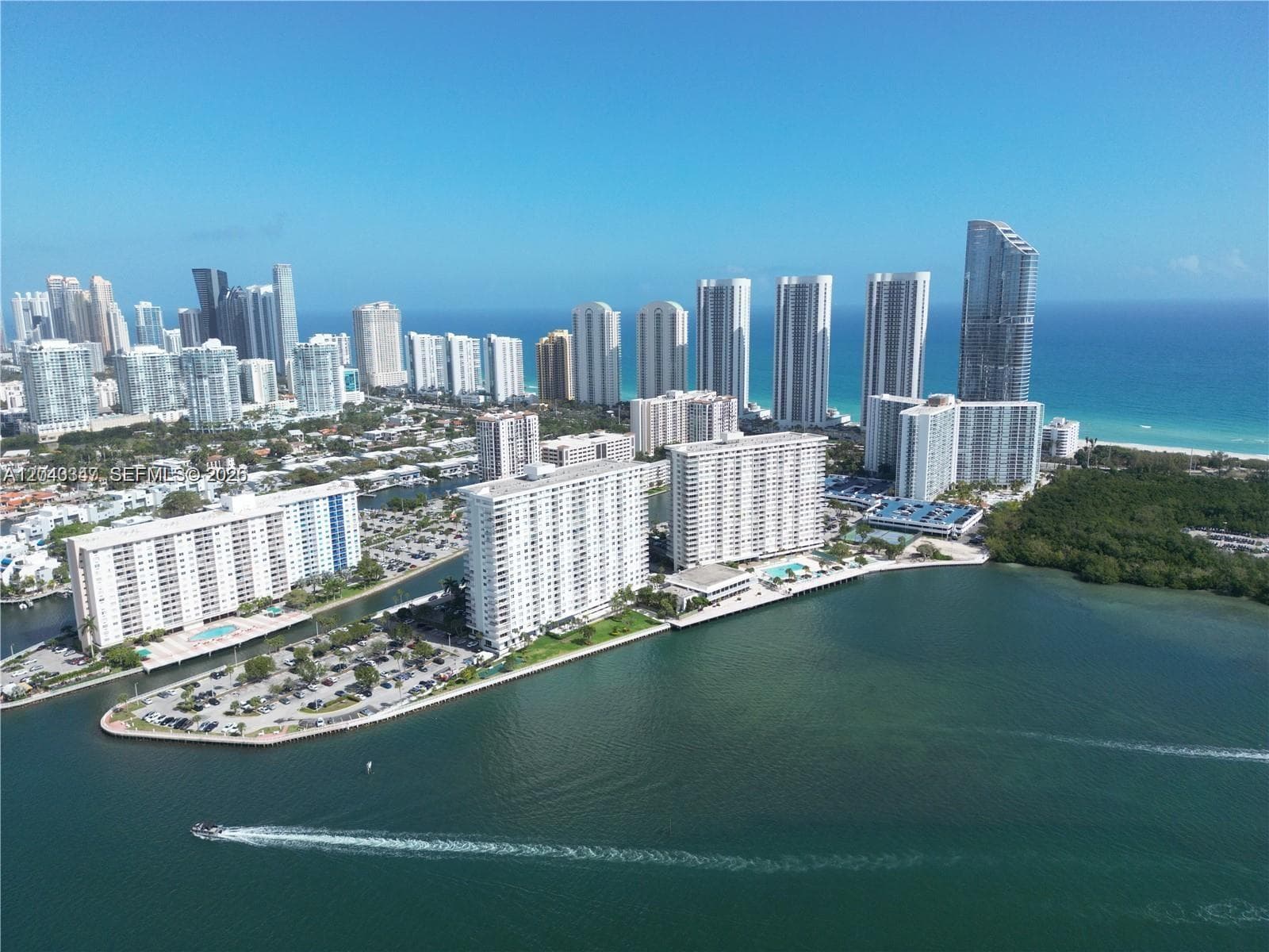 500 Bayview Dr # 1719, Sunny Isles Beach FL 33160