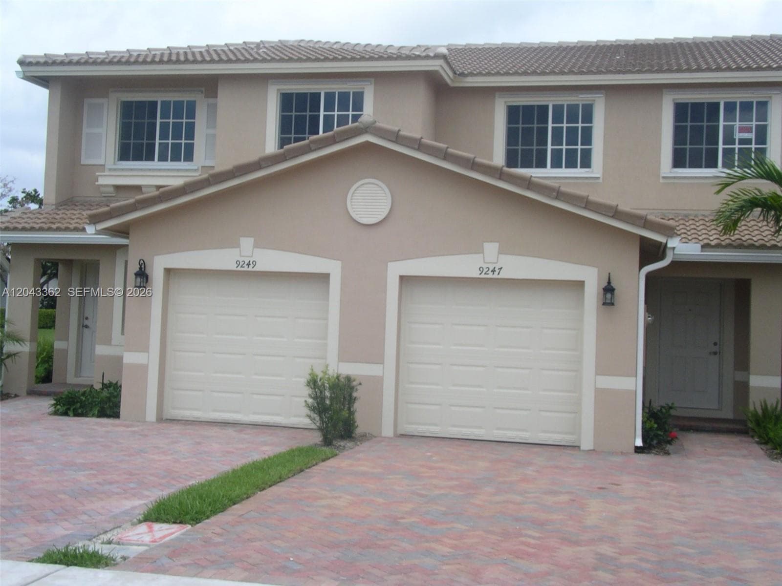 9247 Chambers St, Tamarac FL 33321 photo 2