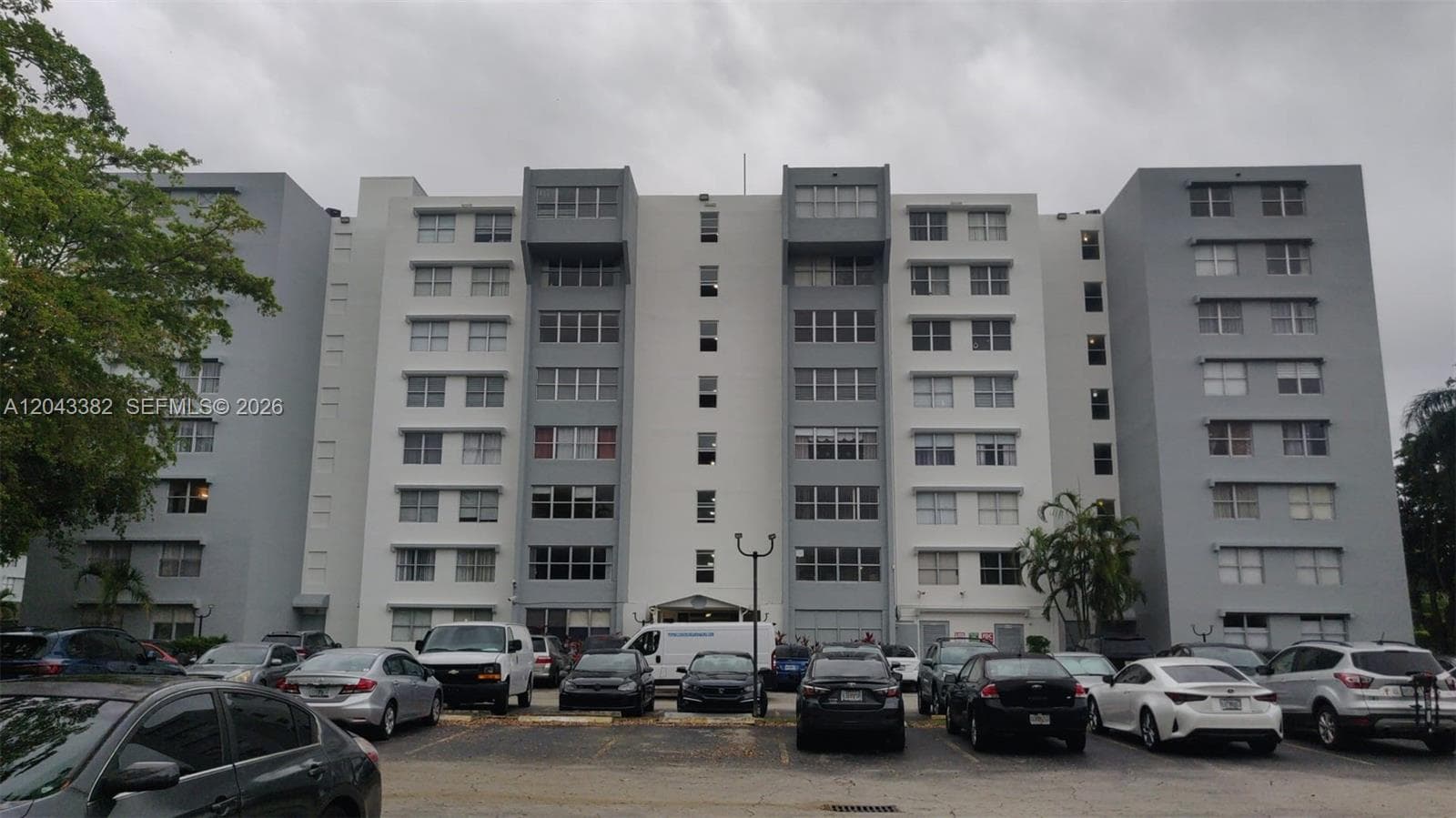 9001 SW 77th Ave # C606, Miami, FL 33156
