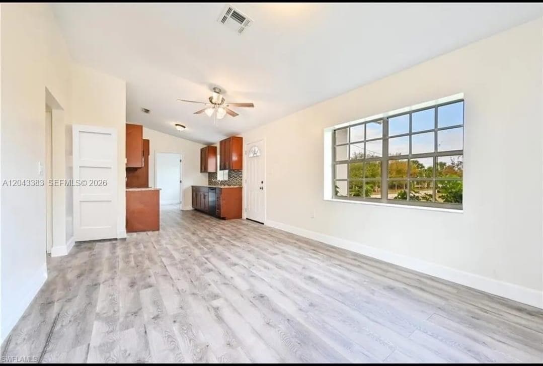 2830 NE 4th Ave, Naples FL 34120 photo 4