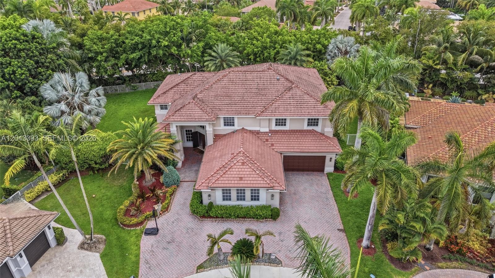1585 Victoria Isle Way, Weston FL 33327 photo 4