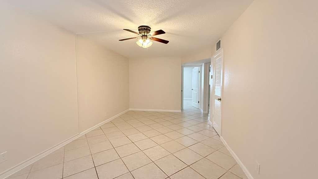 501 W Kalmia Drive # 2, West Palm Beach FL 33403 photo 2