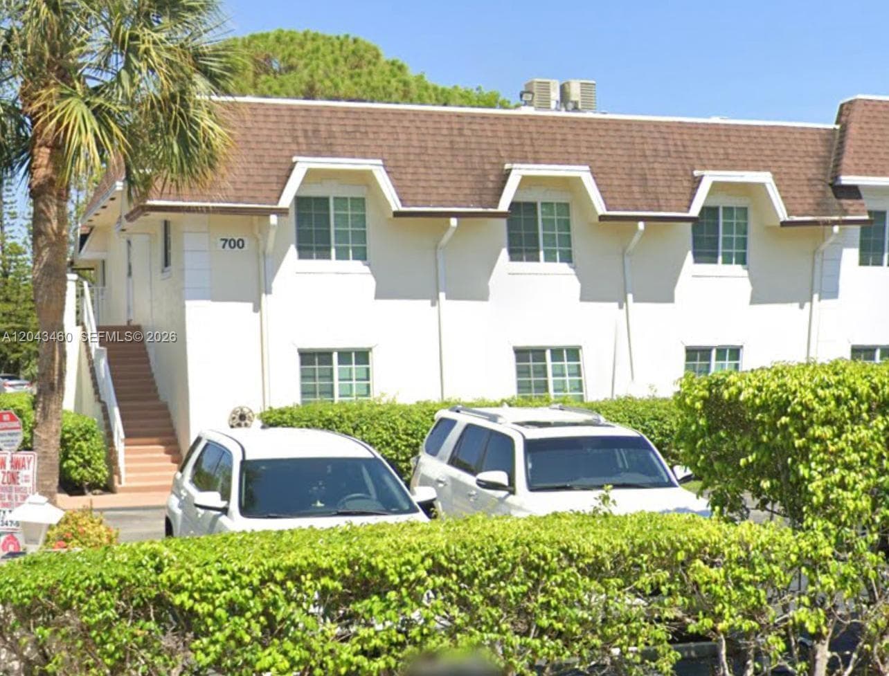 700 SE 2nd Ave # 313, Deerfield Beach FL 33441