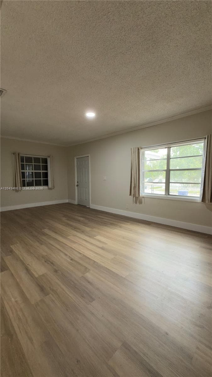 103 NW 35th St, Miami FL 33127 photo 4
