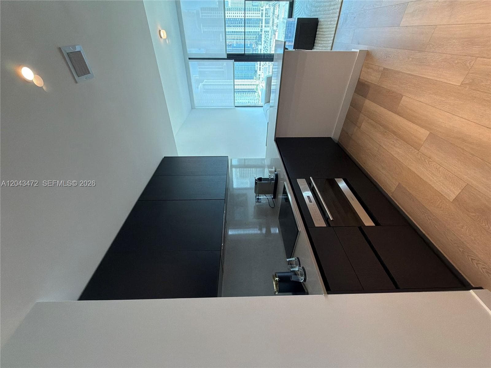 20 NE 11th St # 2409, Miami FL 33132 photo 5
